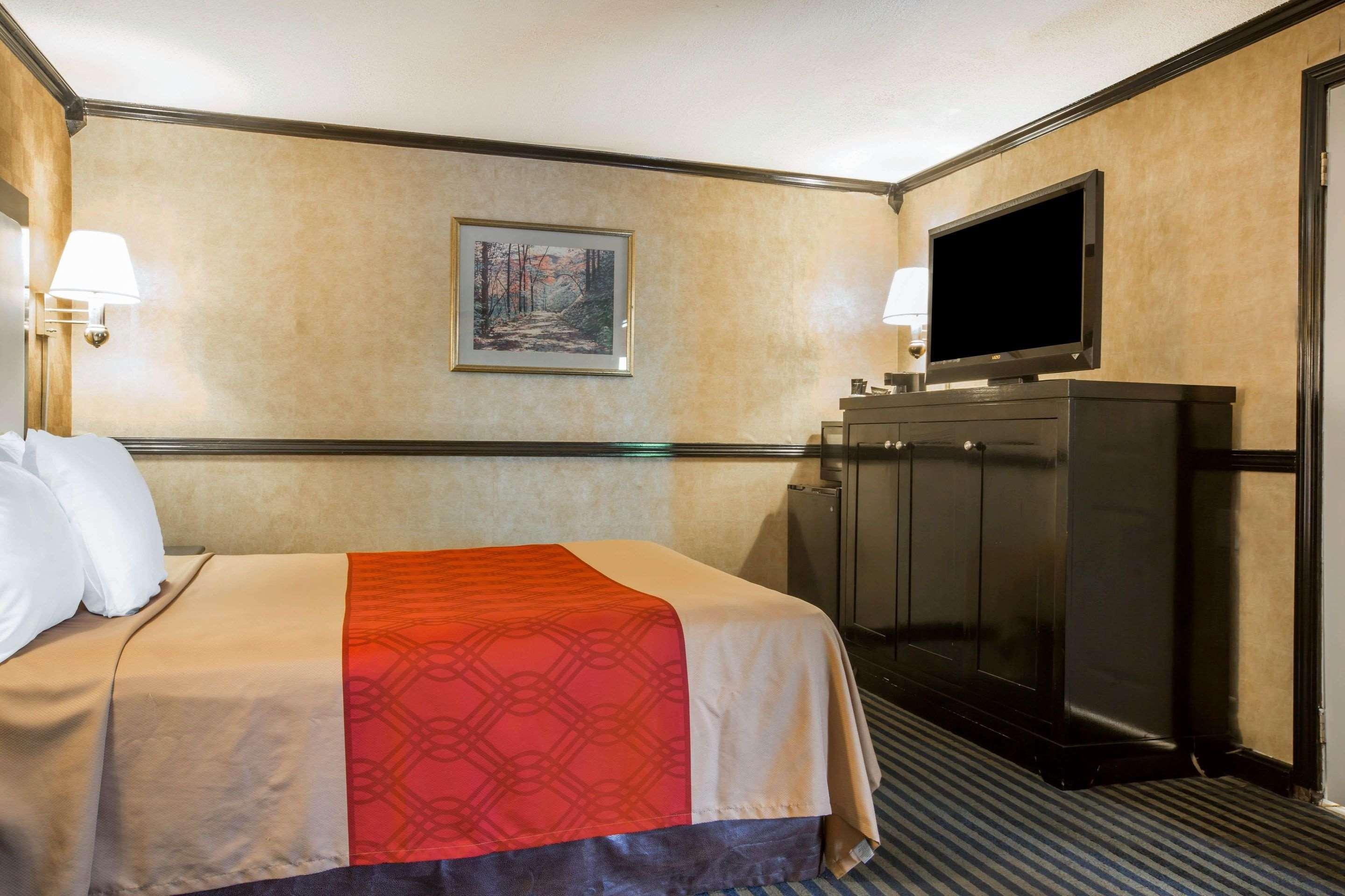 Econo Lodge Montpelier I-89 Buitenkant foto