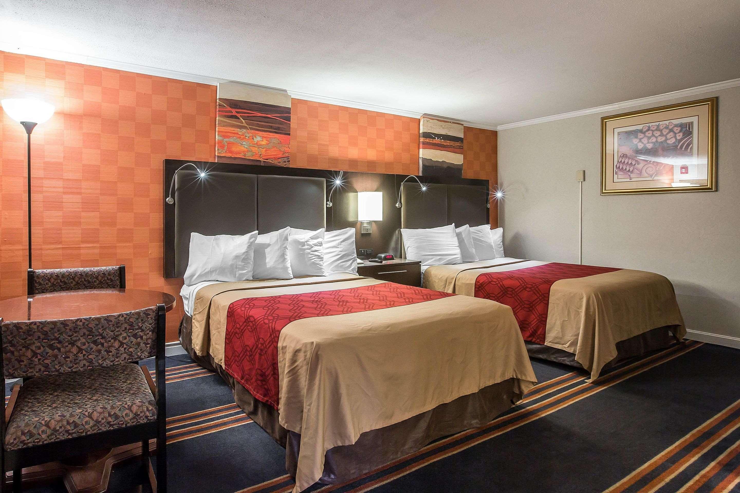 Econo Lodge Montpelier I-89 Buitenkant foto