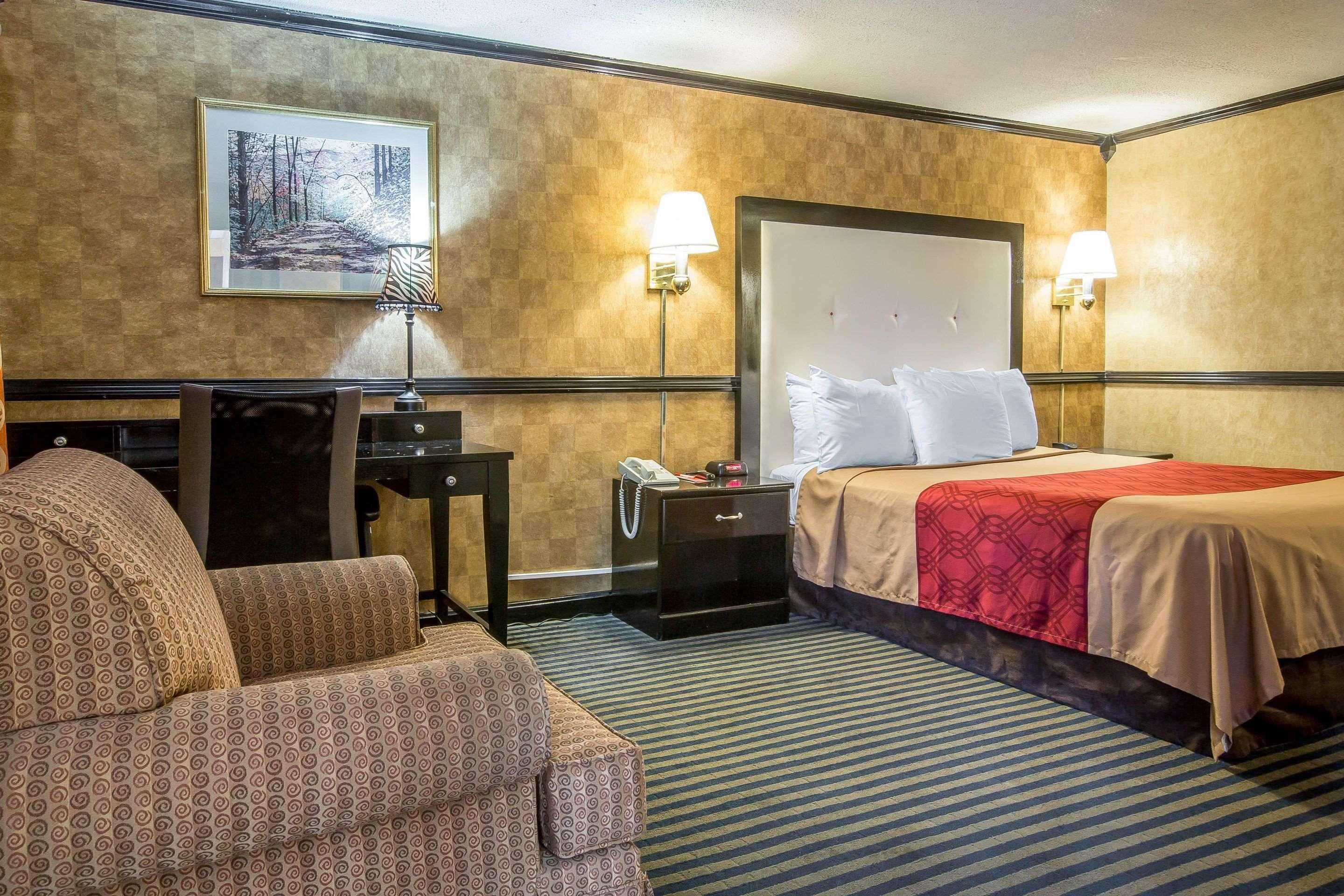 Econo Lodge Montpelier I-89 Buitenkant foto