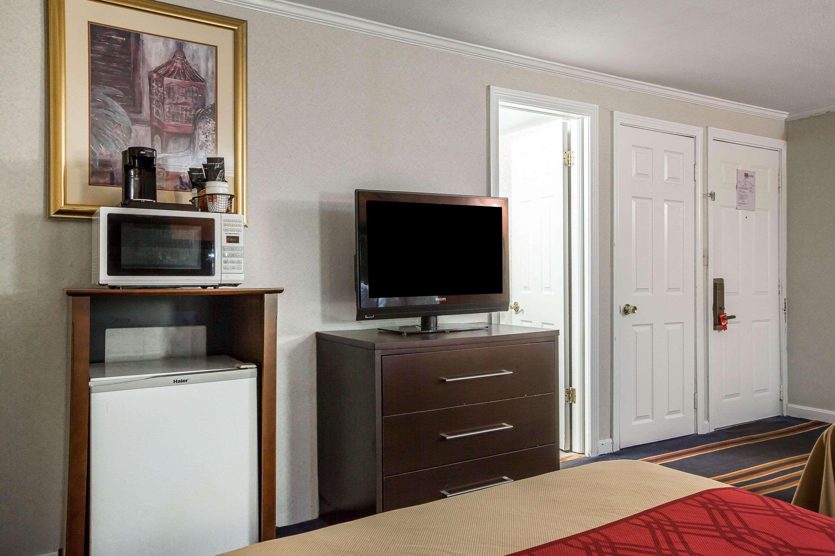 Econo Lodge Montpelier I-89 Buitenkant foto