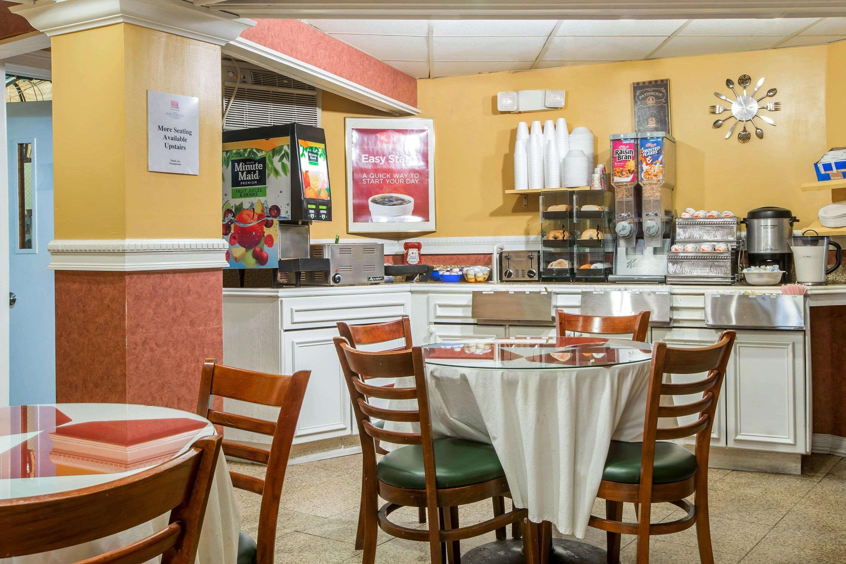 Econo Lodge Montpelier I-89 Buitenkant foto